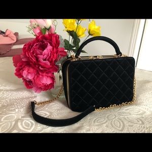 Black suede bag😍😍😍